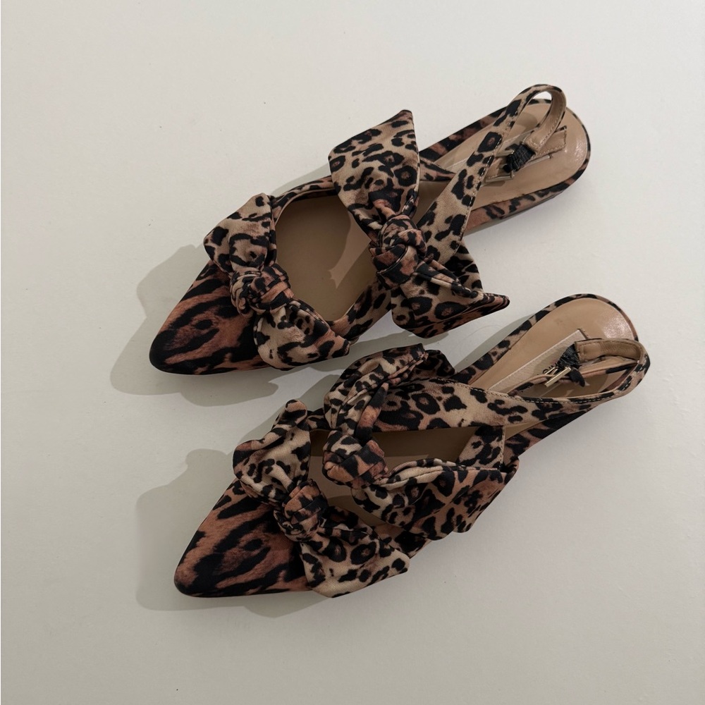 ANTONIO MELANI Cheetah Print Flats